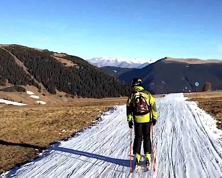 La neve che non c'è... In Abruzzo aperte solo 23 piste da sci su 112. 'A che servono nuovi impianti milionari?'