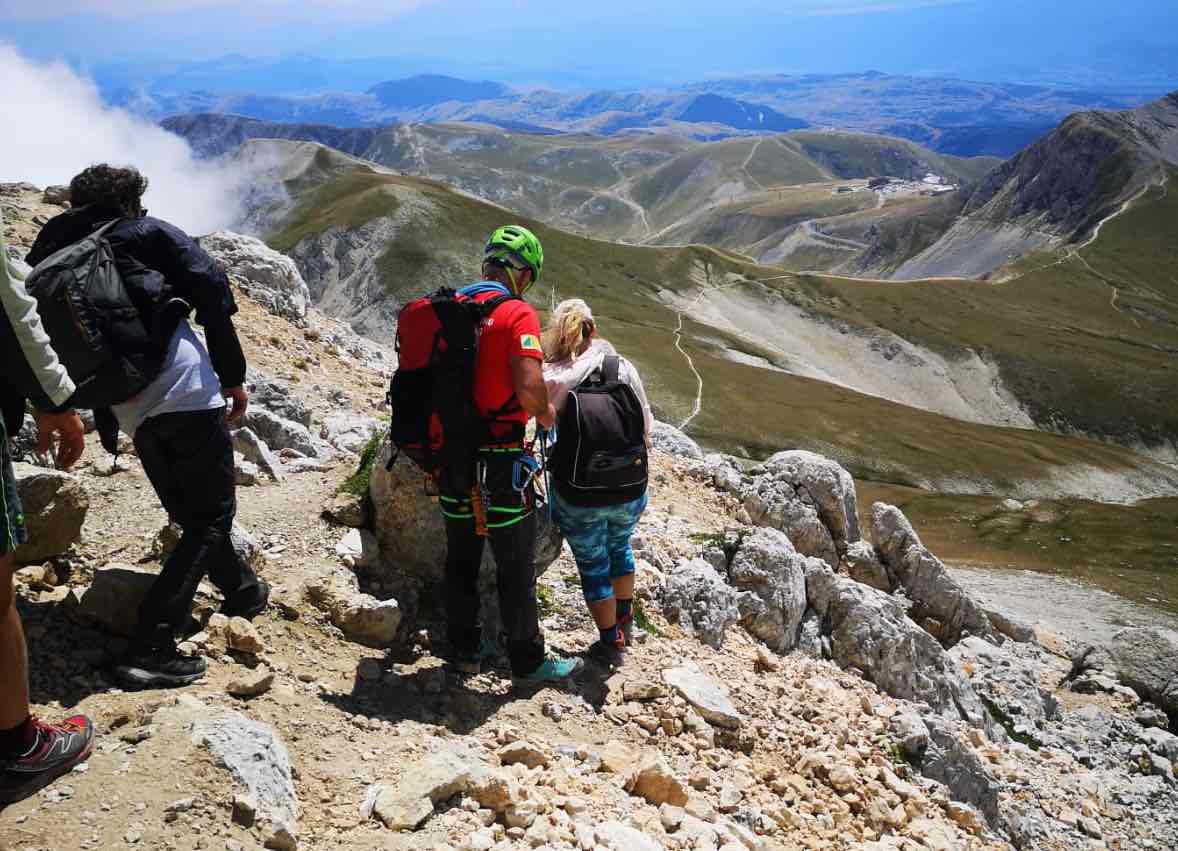 Abruzzo. Incidenti in montagna. Uomo con pacemaker colto da malore. Recuperati numerosi escursionisti