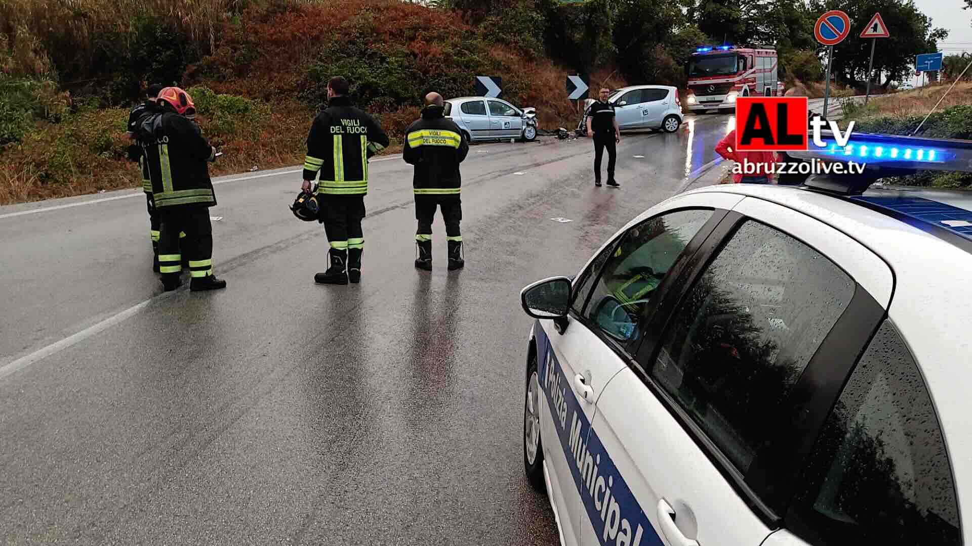 Lanciano. Schianto frontale tra auto causa pioggia: in tre in ospedale