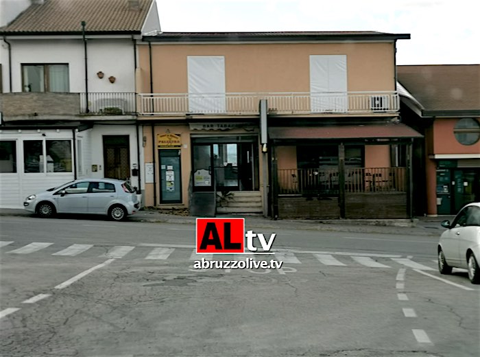 Lanciano. Picchiano vigili del fuoco durante intervento: padre e figlio in carcere. 'Loro hanno appiccato il rogo''