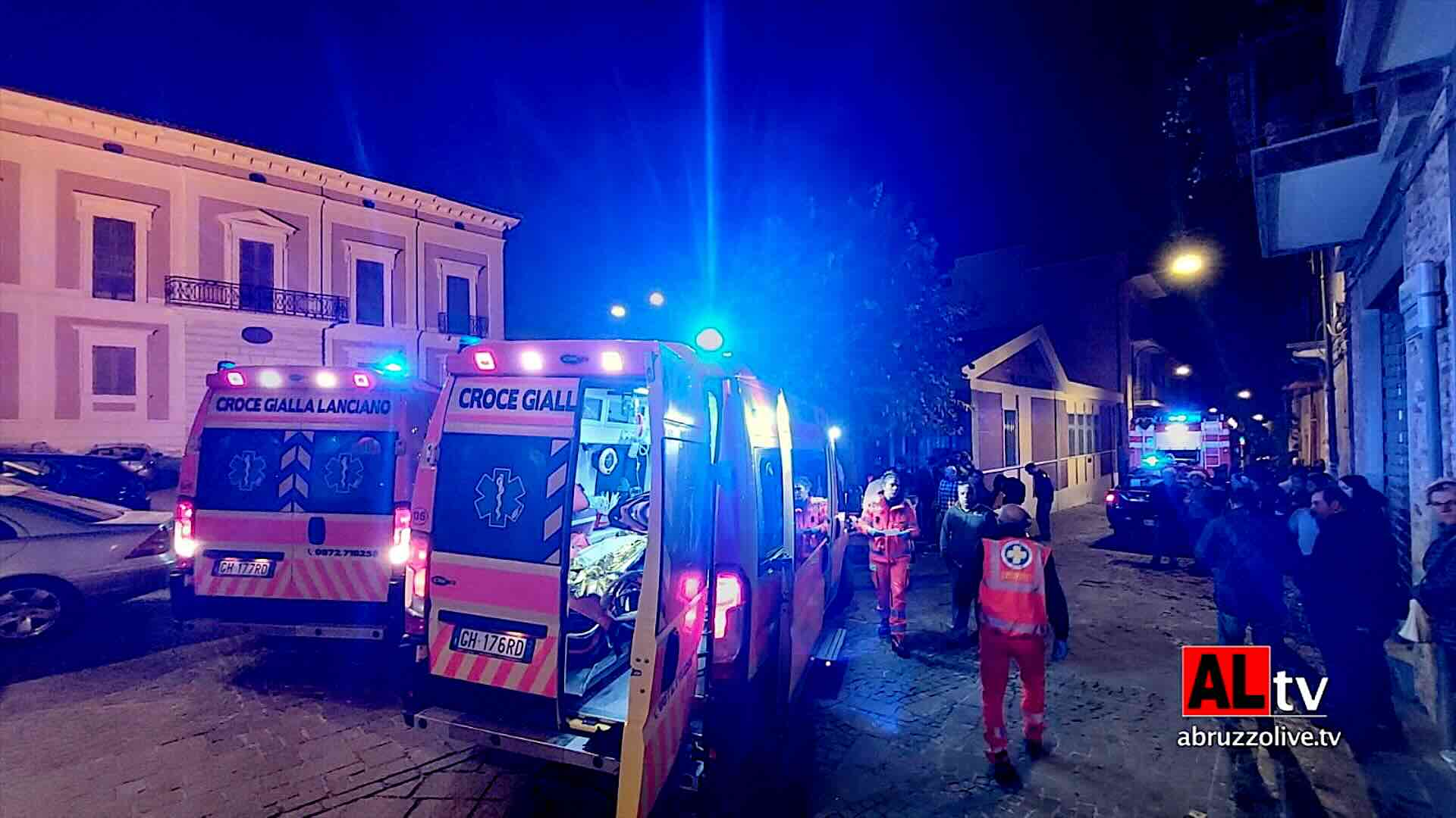 Incendio in abitazione a Sant'Eusanio del Sangro: cinque intossicati. Bimbo e mamma trasferiti a Roma