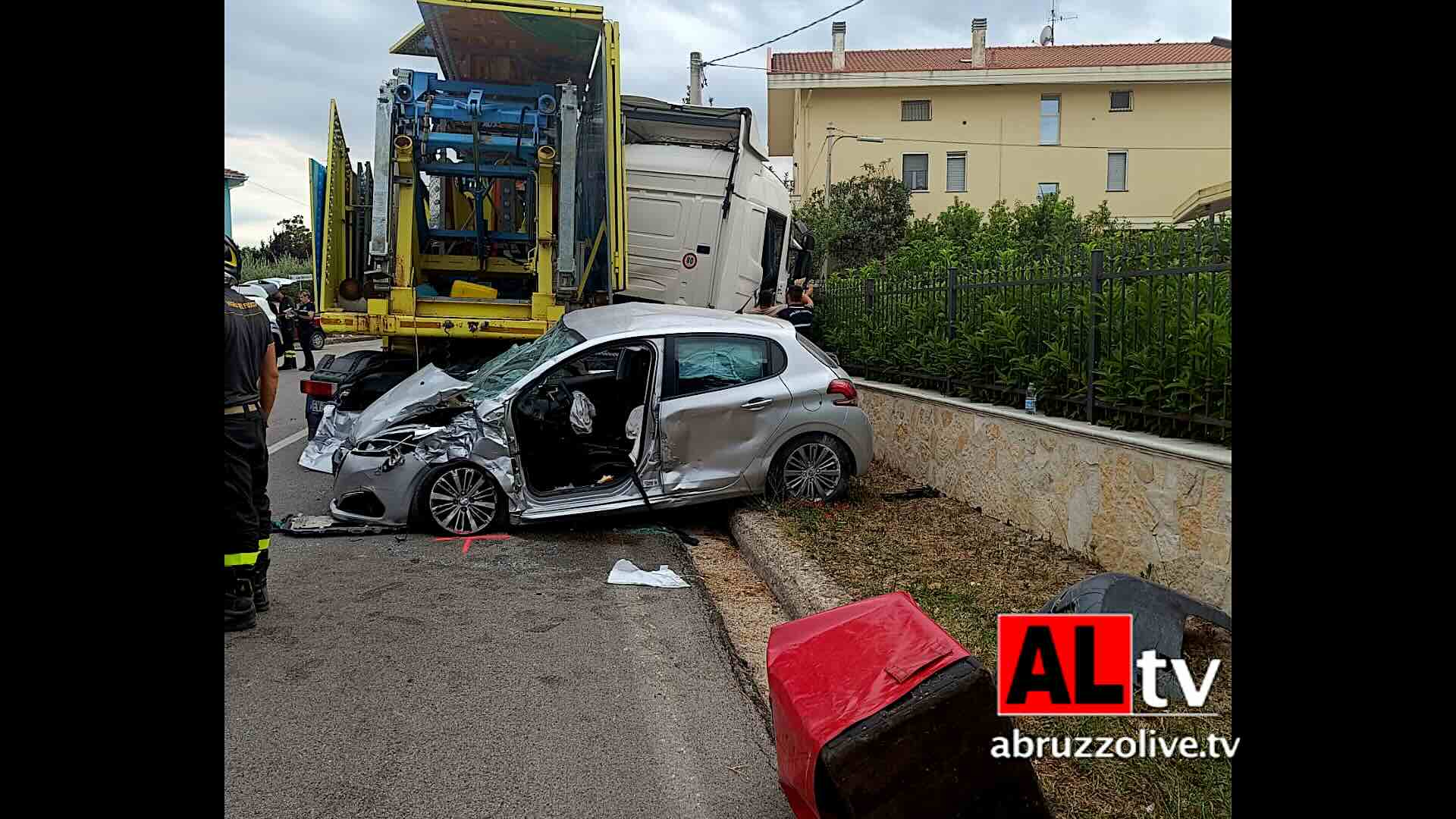 Incidente sulla Lanciano-San Vito: automobilista gravemente ferito