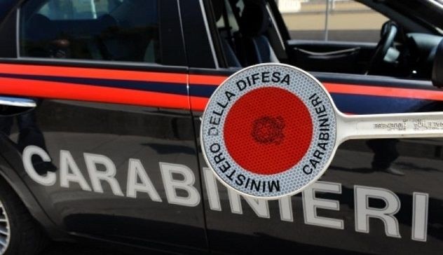 San Vito. Da' fuoco alla sua auto per non farla sequestrare. E carabiniere resta ustionato