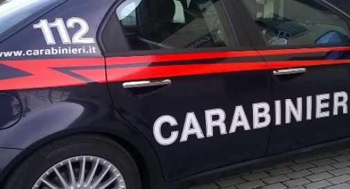 Schiavi d'Abruzzo. Vacanze con botte per lei, lui arrestato 