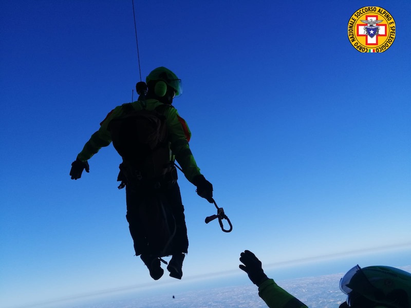 Abruzzo. Raffica di incidenti in montagna. Uomo trovato morto; recuperato 32enne disperso