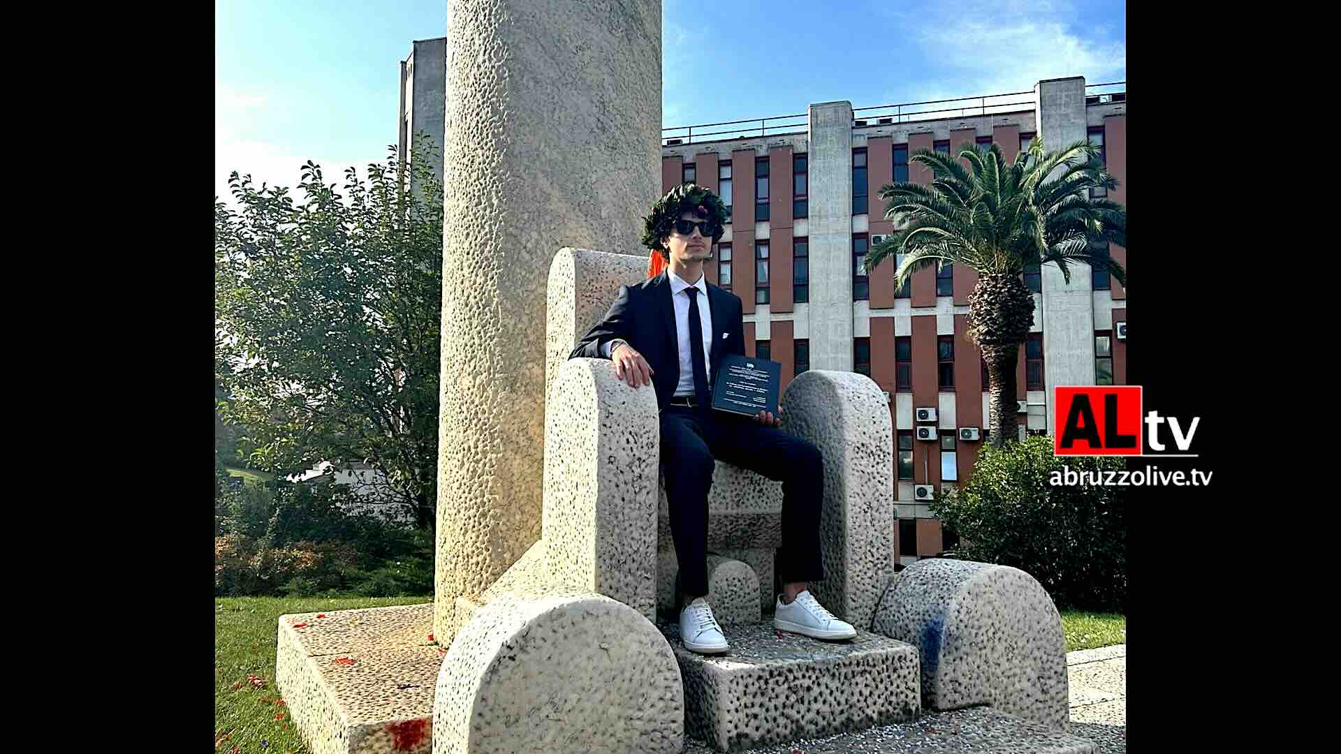 Lanciano. Tanti auguri ad Emanuele Di Campli per la Laurea magistrale!