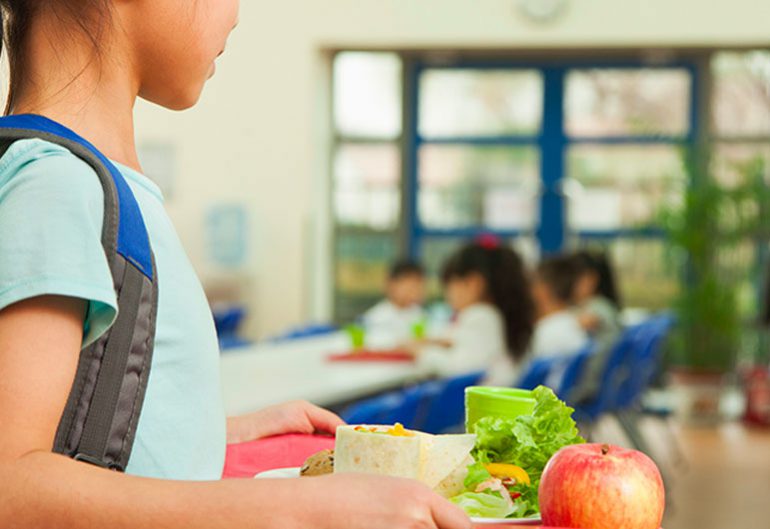 Mensa scolastica biologica: Lanciano unico Comune finanziato in Abruzzo