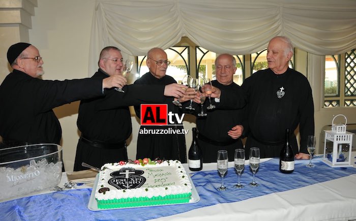 Fossacesia. Passionista da guinness... I 70 anni di sacerdozio di padre Martelli