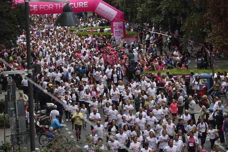 Pescara. Race for the Cure: 825 visite in tre giorni contro i tumori femminili. I risultati della gara podistica