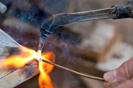 Lanciano. Ustionato da una fiammata: migliorano le condizioni dell'idraulico